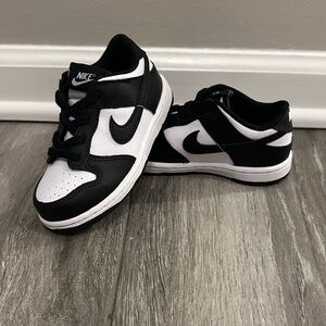 Nike Low Dunk Toddler Sneakers size 9